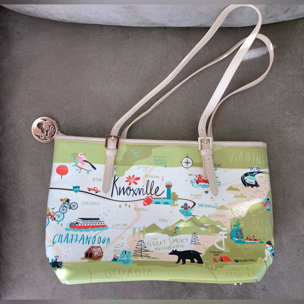 Spartina tote in Tennessee